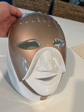 Cleopatra LED Light Therapy Mask With Adjustable Strap For Skin Rejuvenation Red